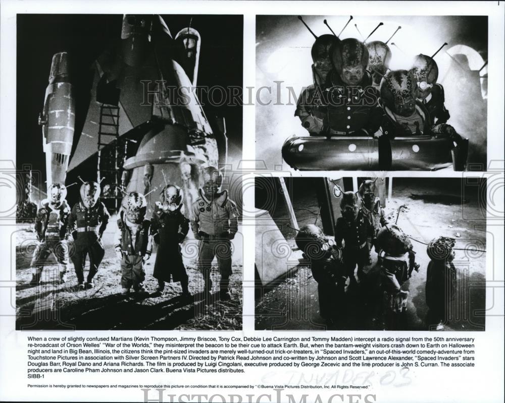 1990 Press Photo Kevin Thompson and Jimmy Briscoe in Spaced Invaders - cvp73136 - Historic Images