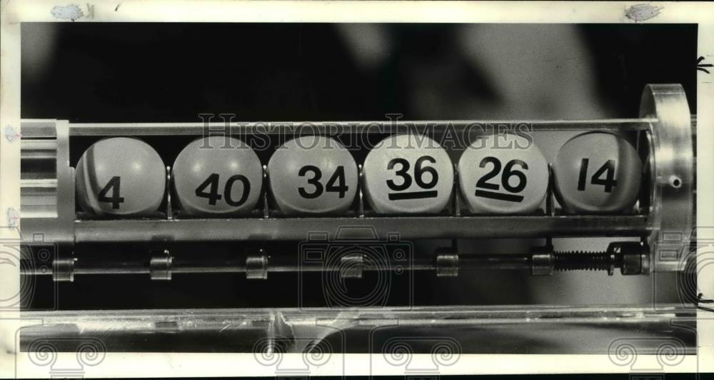 1984 Press Photo Lottery - 370 - Historic Images