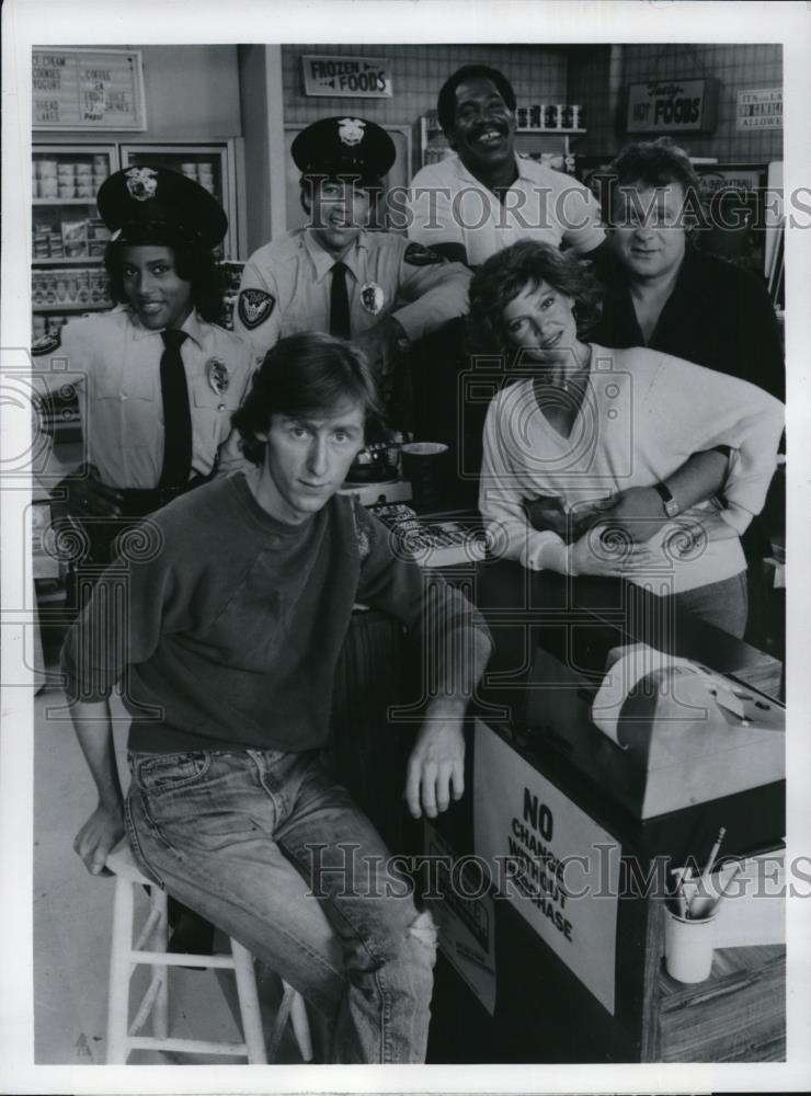 Undated Press Photo Sam Whipple Bever-Leigh Banfield Jay Tarses Bubba Smith - Historic Images