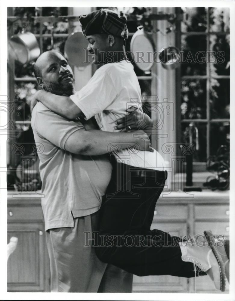 1992 Press Photo James Avery and Will Smith in Fresh Prince of Bel-Air - Historic Images