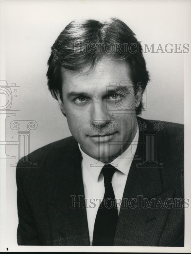 1988 Press Photo Stephen Collins in &quot;Tattinger&#39;s&quot; - cvp48201 - Historic Images