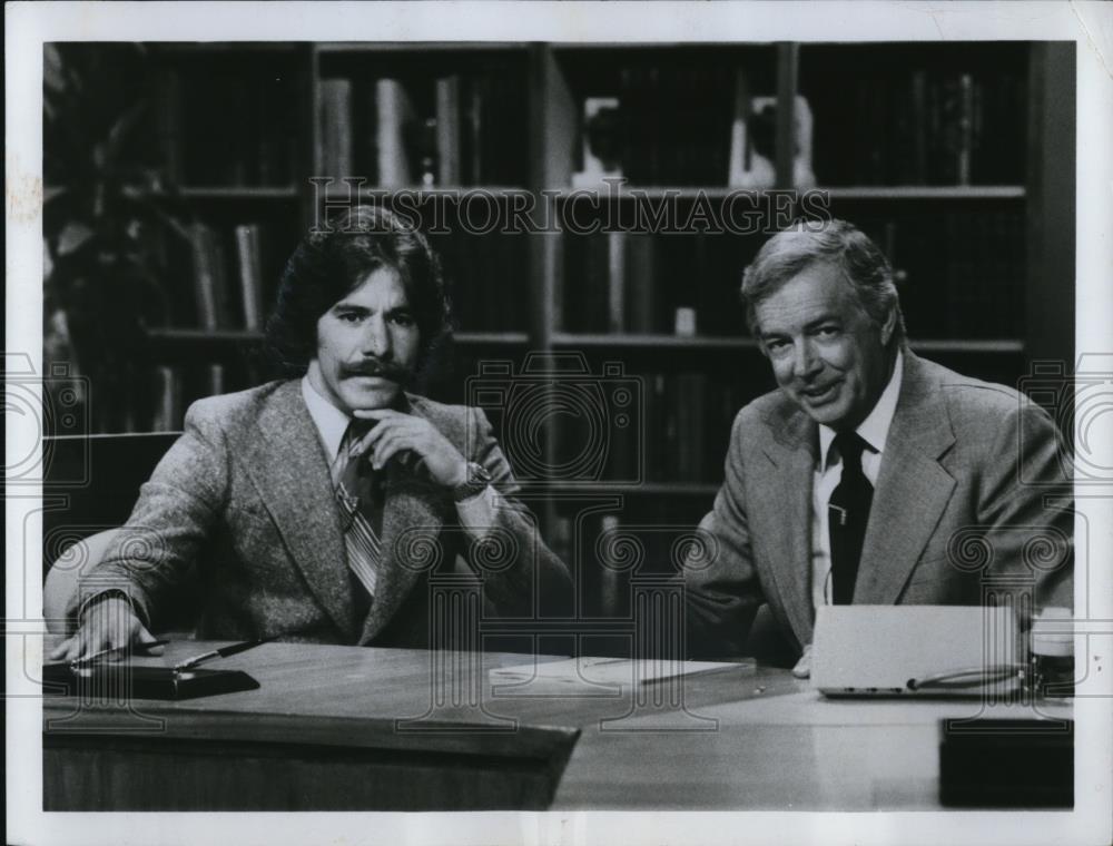 1978 Press Photo Hugh Downs and Geraldo Rivera reporters on 20/20 - cvp51033 - Historic Images