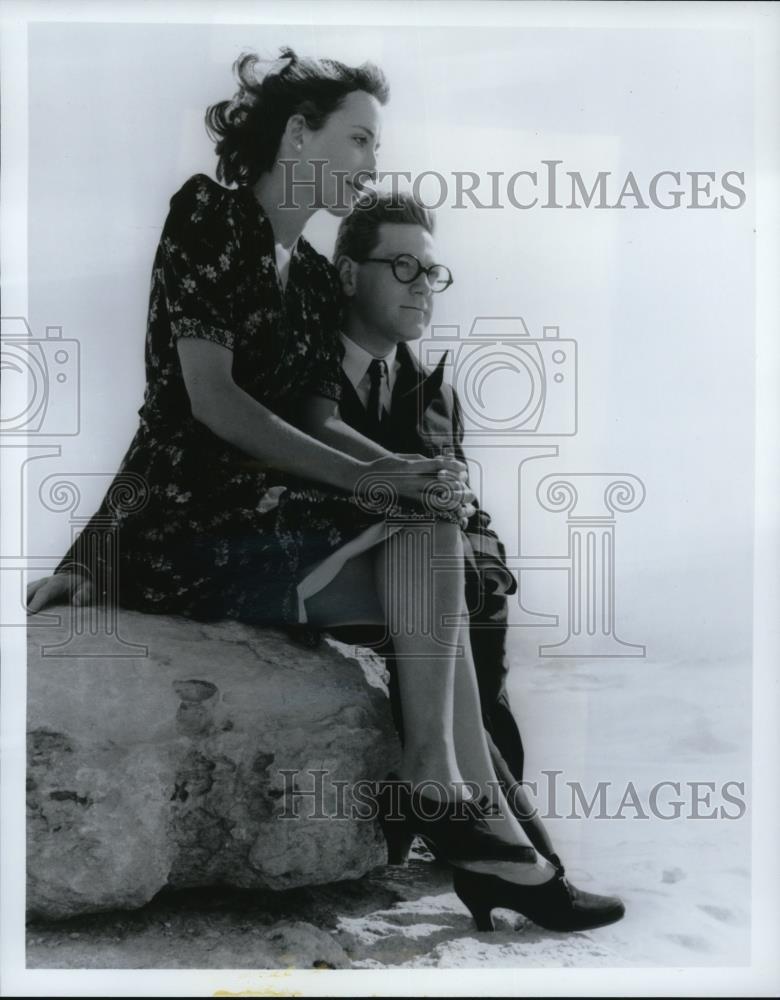 1987 Press Photo Emma Thompson and Ken Branagh in Fortunes of War - cvp51413 - Historic Images