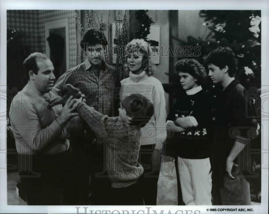 1986 Press Photo Episode of Growning Pains - cvp56151 - Historic Images