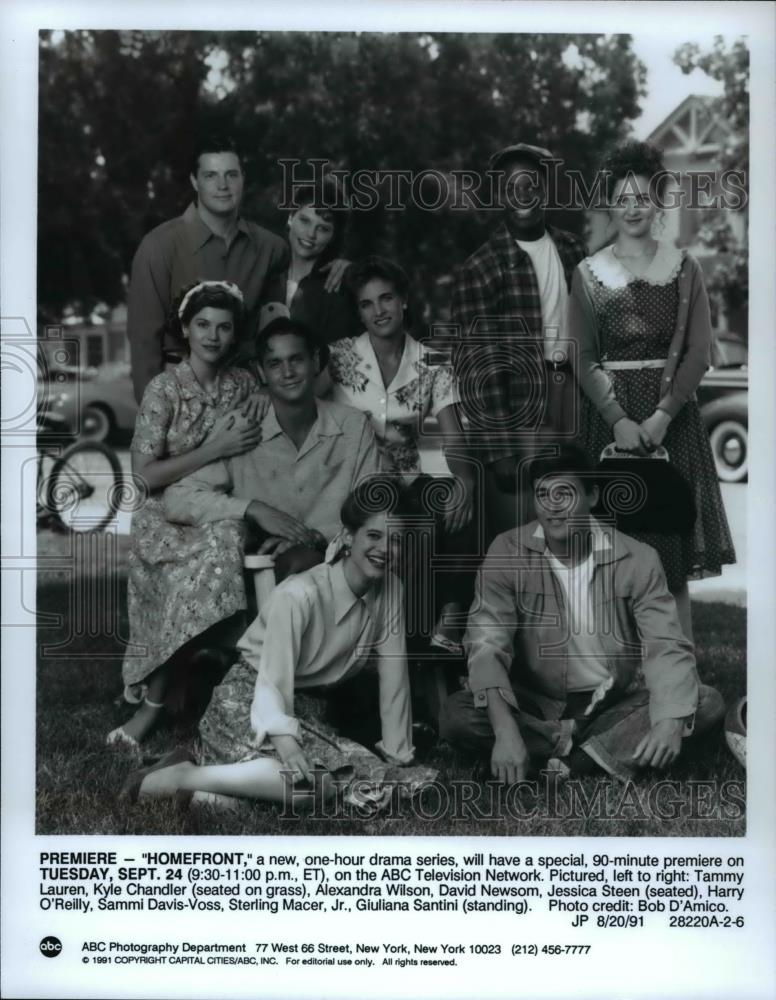 1999 Press Photo Tammy Lauren and Kyle Chandler in Homefront - cvp55123 - Historic Images