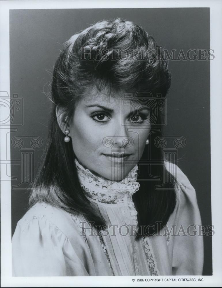 1986 Press Photo Megan Mullally in The Ellen Burstyn Show - cvp49293 - Historic Images