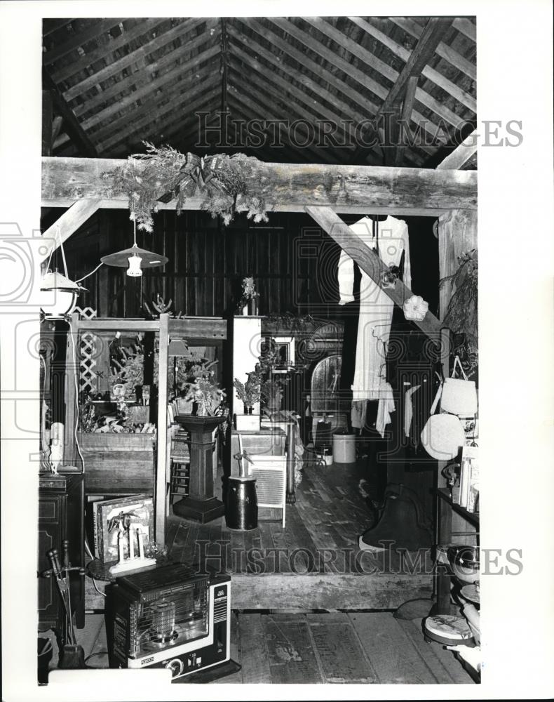 1986 Press Photo The Jameston Homestead arcade type antique shop - cva50740 - Historic Images