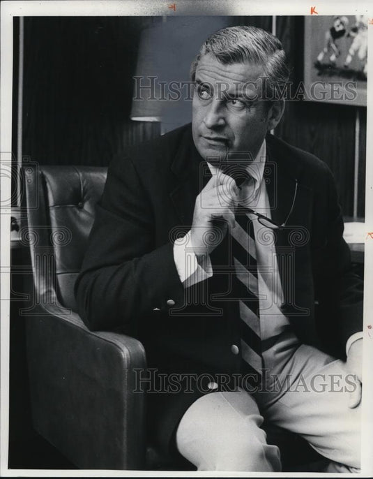 1976 Press Photo Art Modell - Historic Images