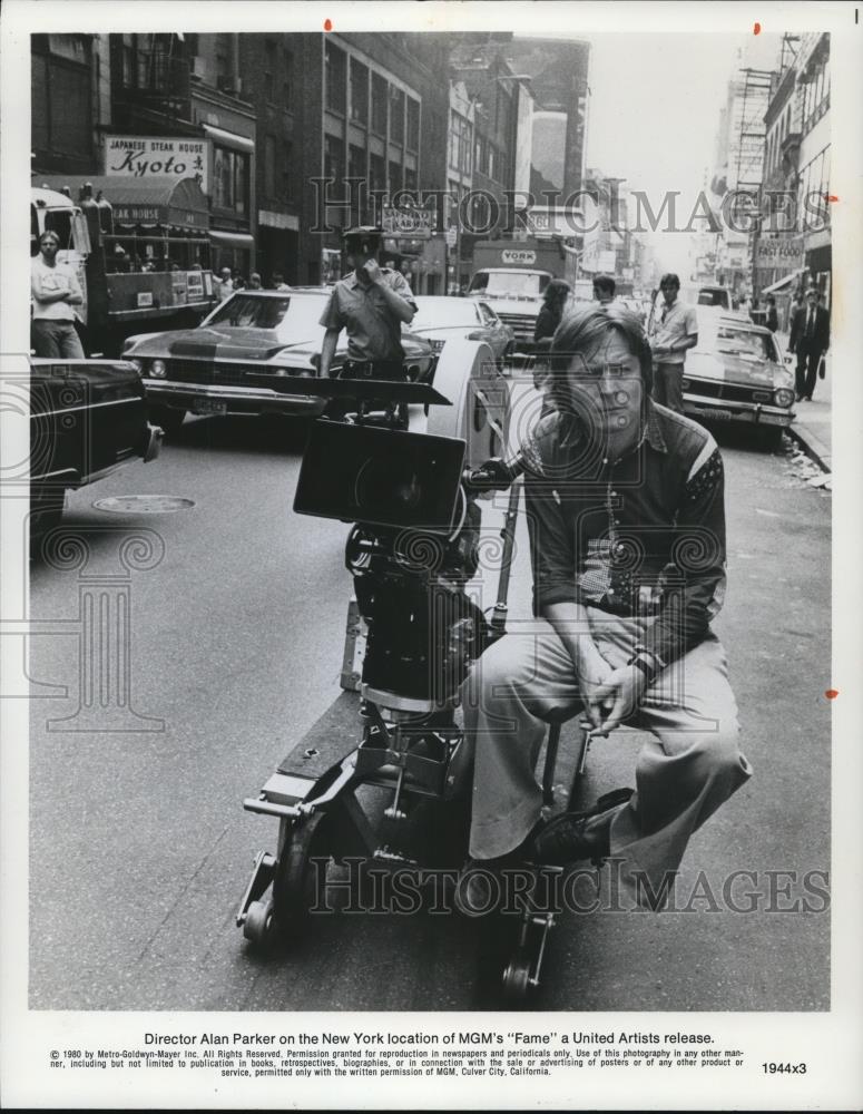 1980 Press Photo Alan Parker director of Fame on location in New York - Historic Images