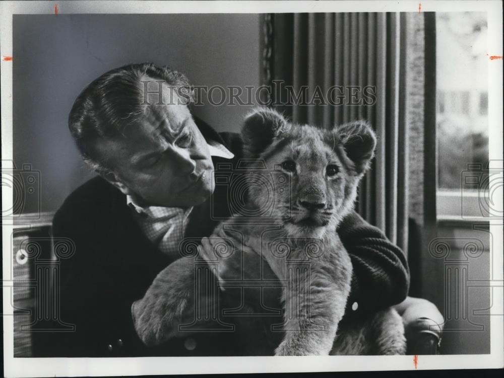 1977 Press Photo Jack Paar - cvp50119 - Historic Images