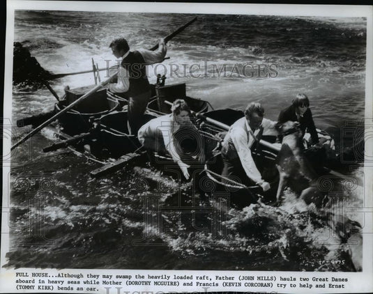 1969 Press Photo Swiss Family Robinson John Mills Dorothy McGuire Kevin Corcoran - Historic Images