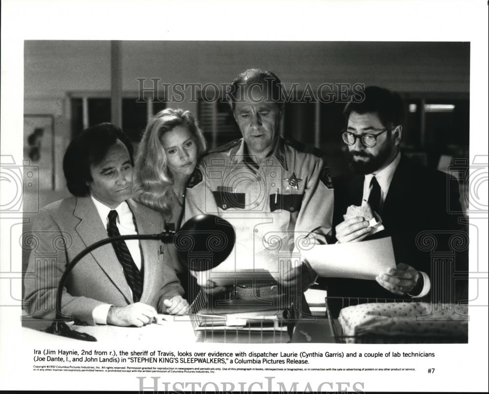 1993 Press Photo Jim Haynie, Cynthia Garris & John Landis in Sleepwalkers - Historic Images