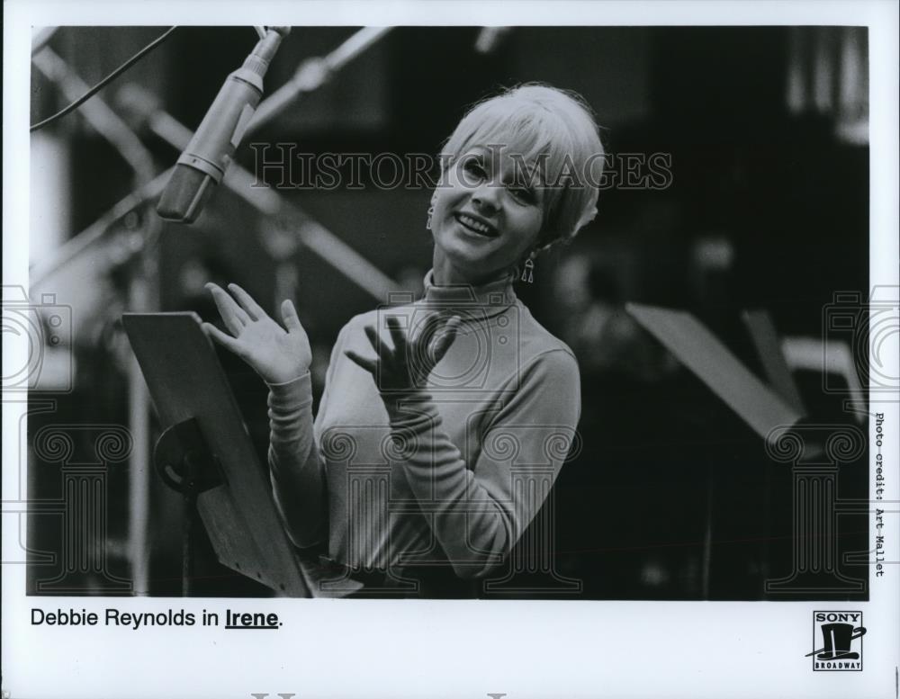 1992 Press Photo Debbie Renolds in &quot;Irene&quot; - cvp46535 - Historic Images