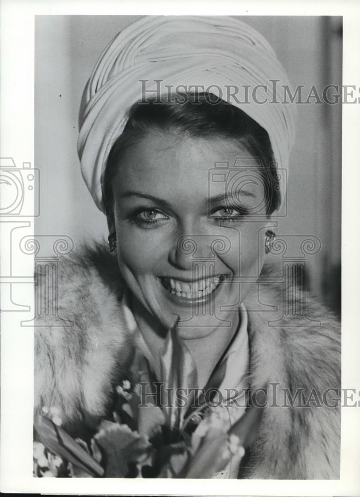 1976 Press Photo Susan Blakely in Rich Man Poor Man - cvp72188 - Historic Images