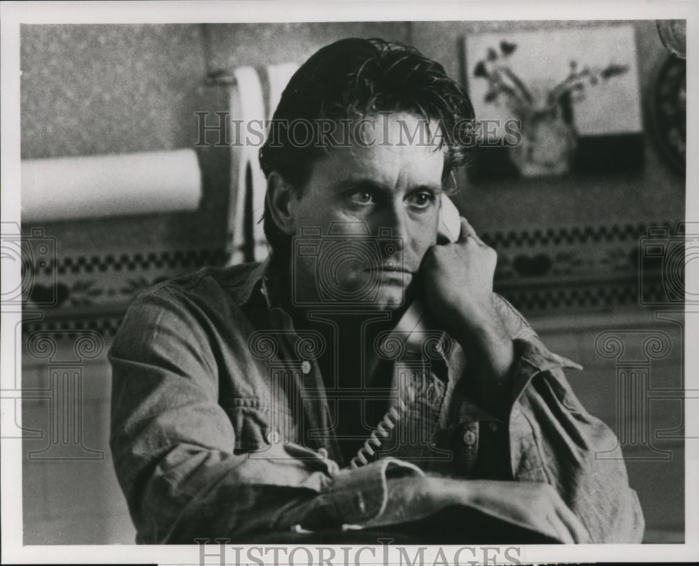 1990 Press Photo Michael Douglas stars in Fatal Attraction - cvp49921 - Historic Images