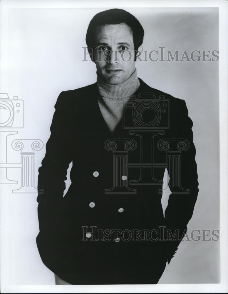 Undated Press Photo Larry Kert American Actor Singer and Dancer - cvp52861 - Historic Images