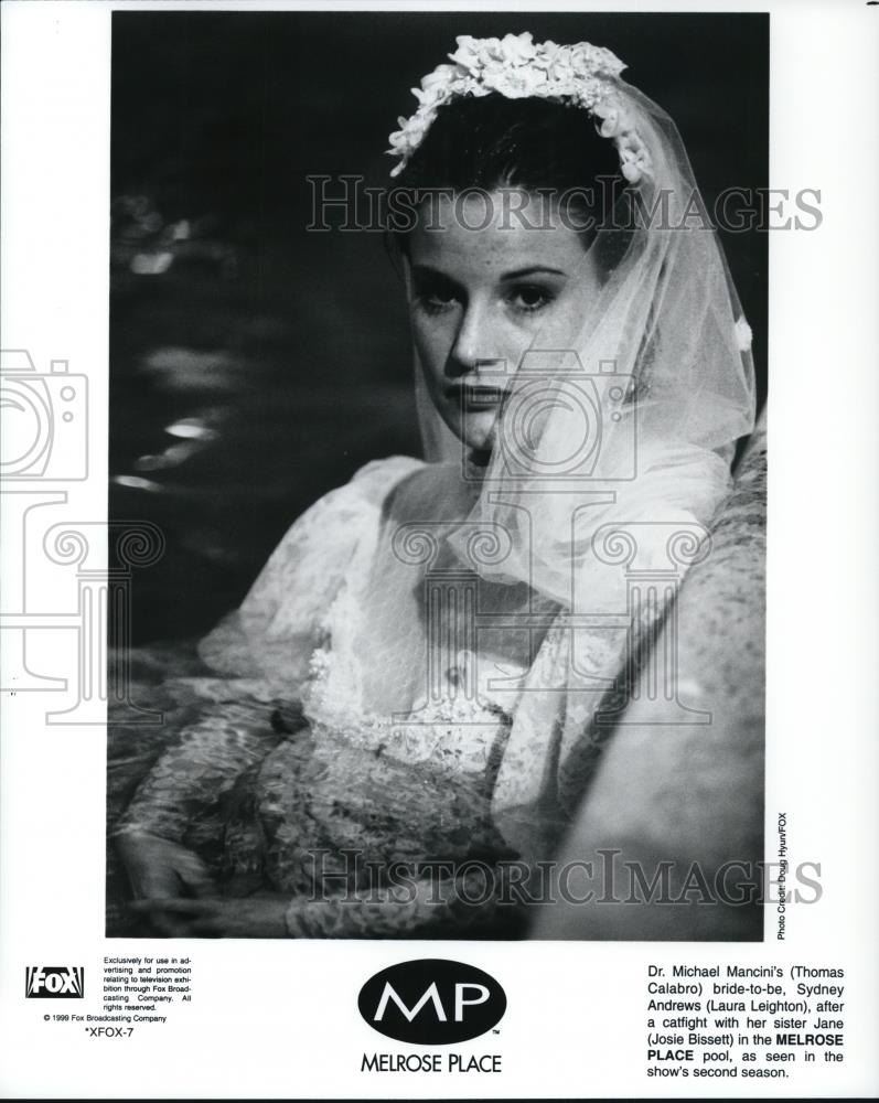 1999 Press Photo Laura Leighton in Melrose Place - cvp50859 - Historic Images