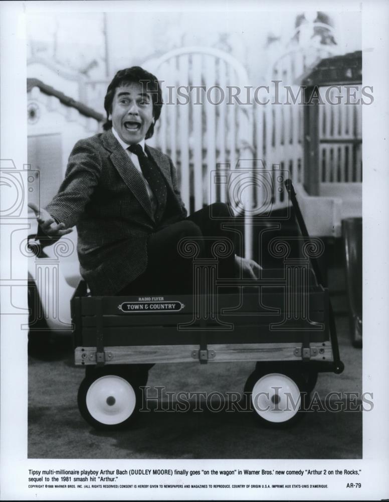 1988 Press Photo Dudley Moore stars as Arthur Bach in Arthur 2 On the Rocks - Historic Images