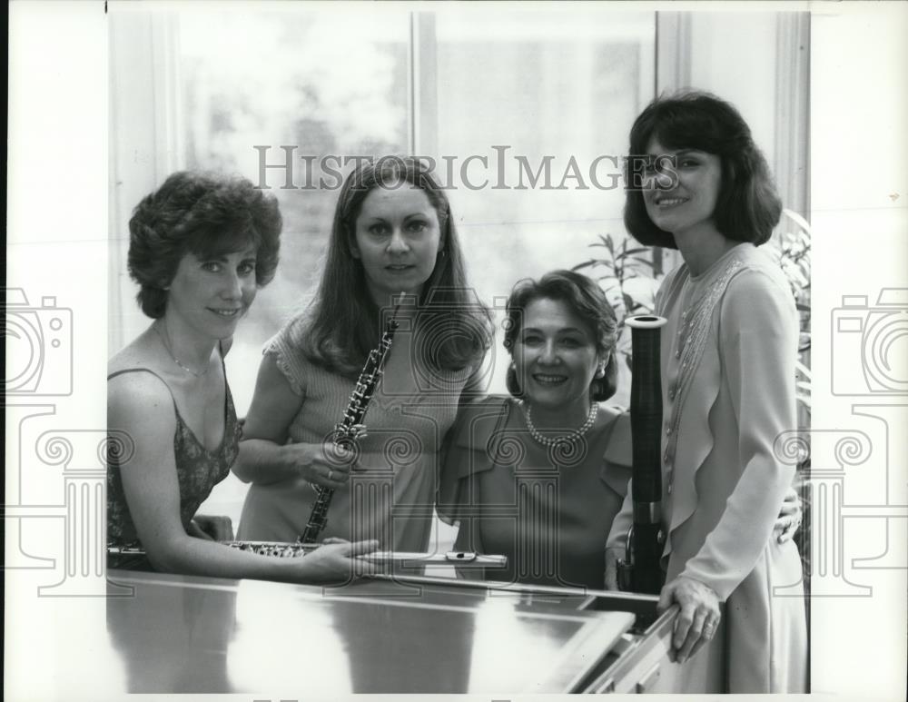 1990 Press Photo The Scarborough Ensemble and Friend - cvp53666 - Historic Images