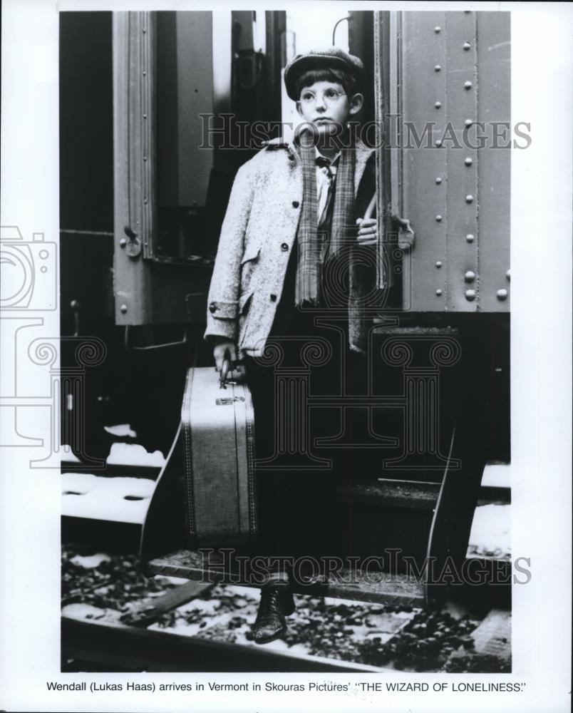 1988 Press Photo Lukas Haas stars as Wendell in The Wizard of Loneliness - Historic Images
