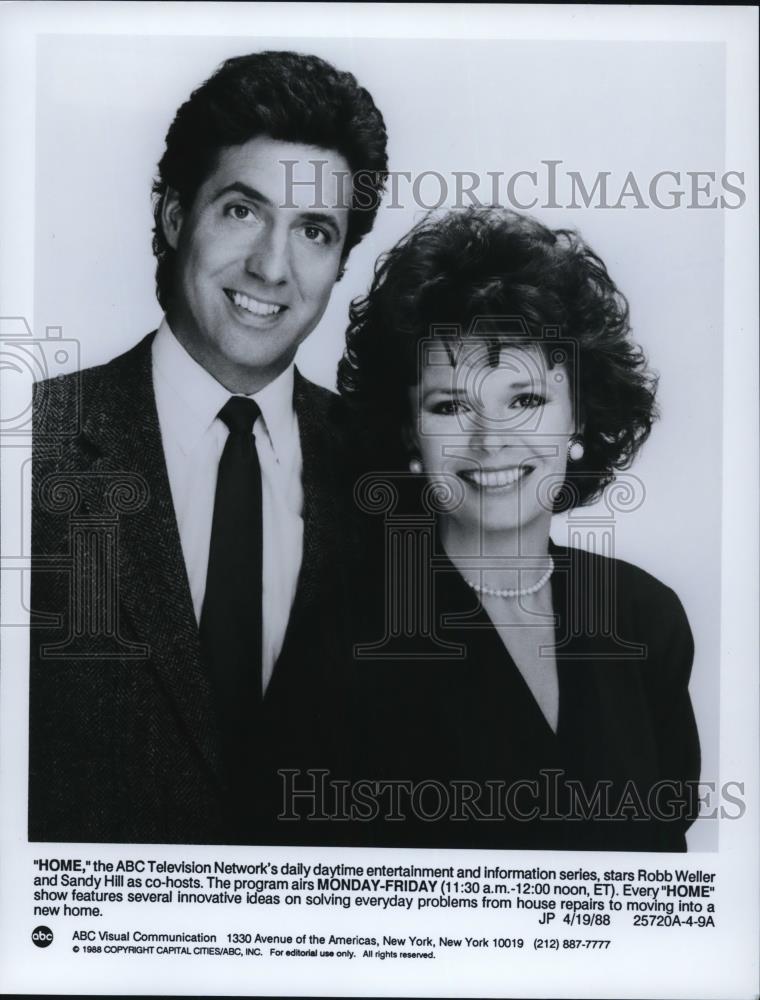 1988 Press Photo Robb Weller and Sandy Hill co-host Home on ABC - cvp54146 - Historic Images