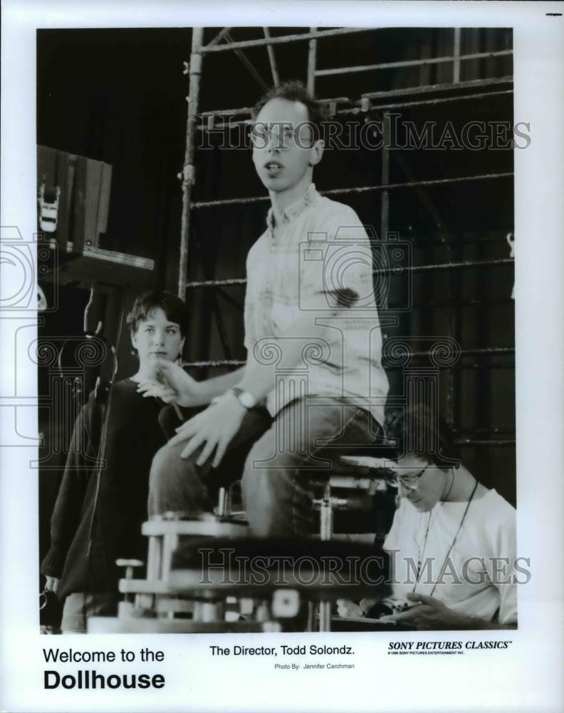 1996 Press Photo Todd Solondz director on set of Welcome to the Dollhouse - Historic Images