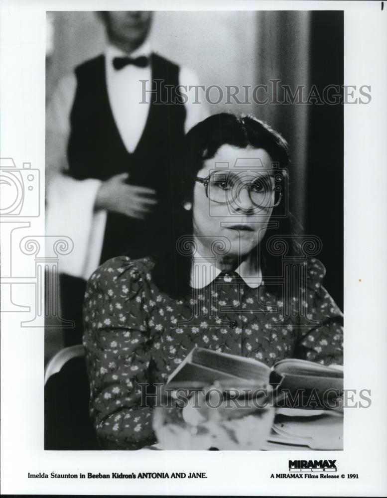 1992 Press Photo Imelda Staunton stars in Antonia and Jane - cvp44150 - Historic Images