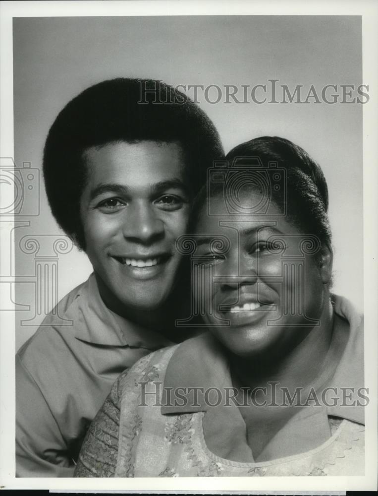 1974 Press Photo Theresa Merritt &amp; Clifton Davis in That&#39;s My Mama - cvp50605 - Historic Images