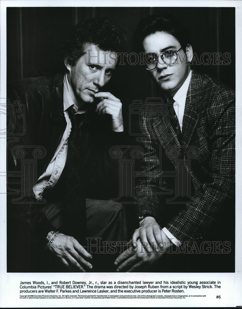 1990 Press Photo James Woods and Robert Downey Jr. in True Believer - cvp69115 - Historic Images