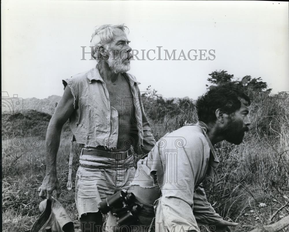1969 Press Photo Lee Marvin and Toshiro Mifune star in Hell in the Pacific - Historic Images