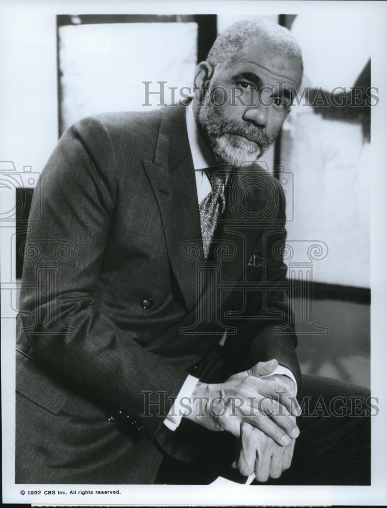 1992 Press Photo Ed Bradley in Street Stories  - cvp54775 - Historic Images