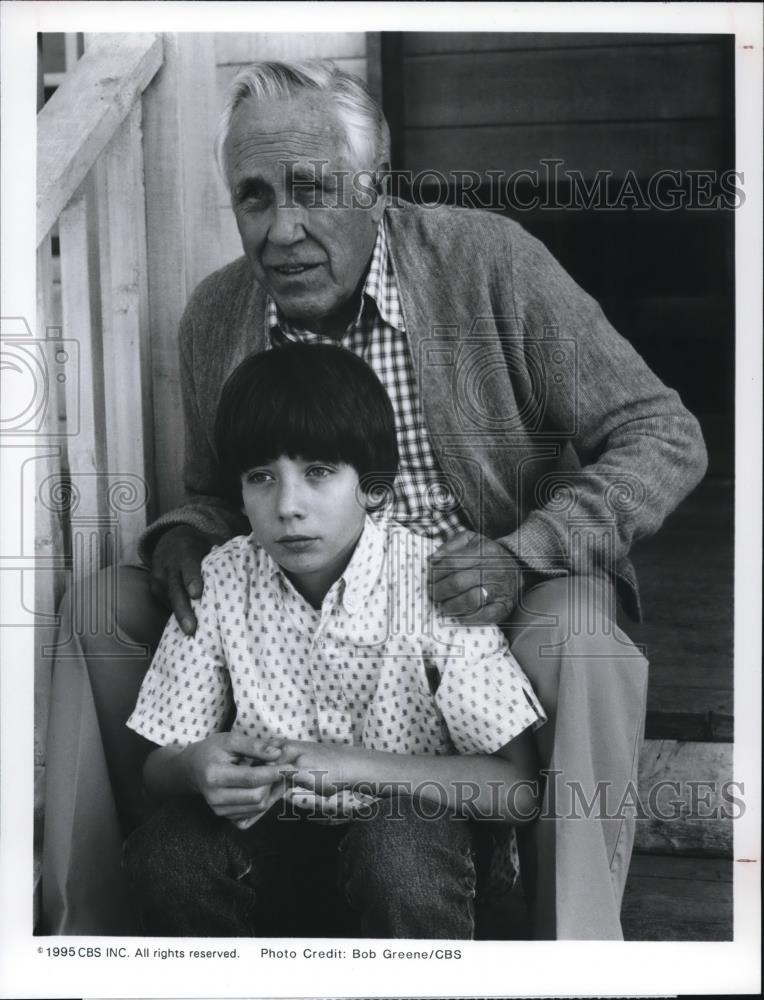 1995 Press Photo Jason Robards Max Pomeranc in "Journey"  - cvp48818 - Historic Images