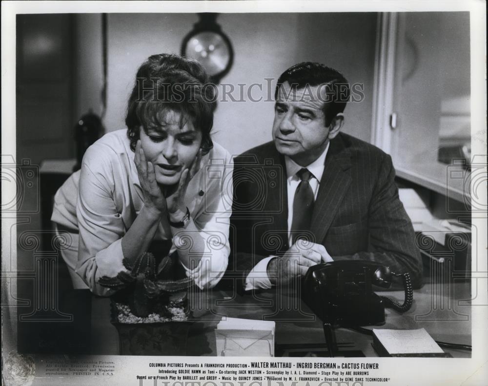1968 Press Photo Ingrid Bergman, Walter Matthau in Cactus Flower - cvp41759 - Historic Images