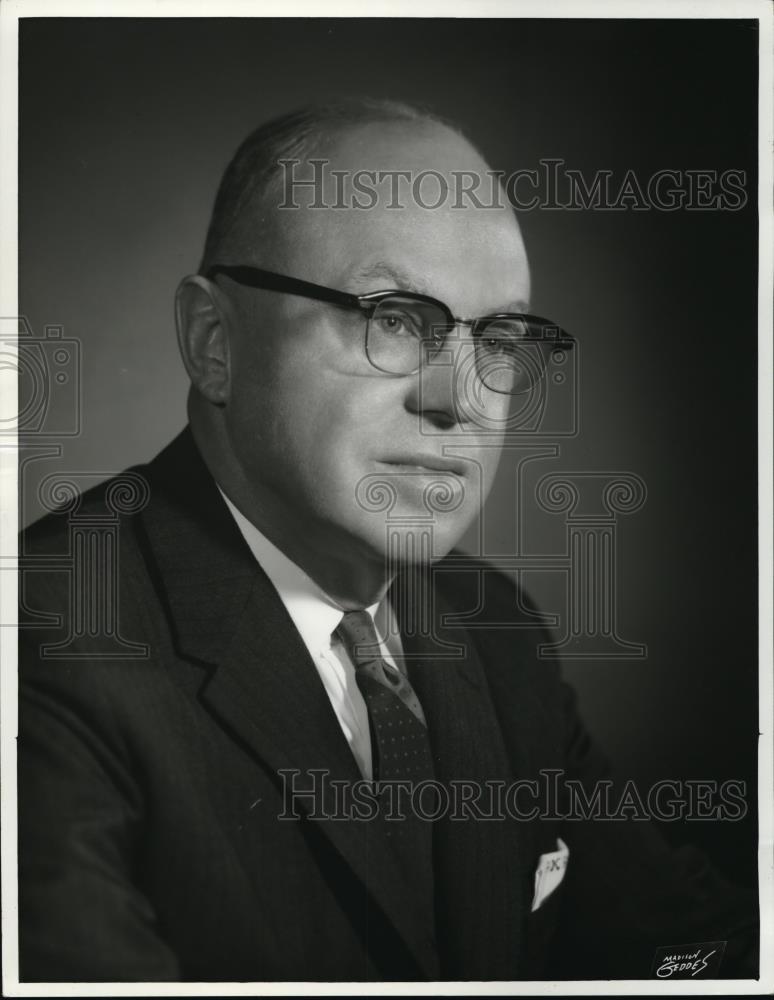 1964 Press Photo William E King GE - Historic Images