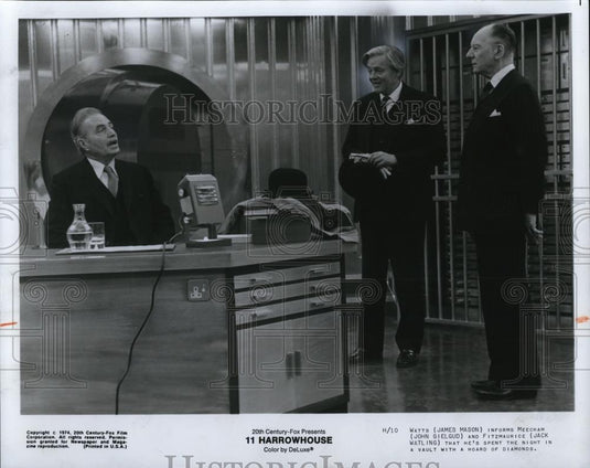 1974 Press Photo James Mason John Gielgud and Jack Watling in 11 Harrowhouse - Historic Images