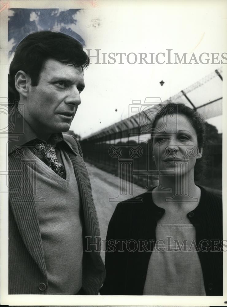 1979 Press Photo Linda Lavin and Rob Leibman star in Kaz - cvp51145 - Historic Images