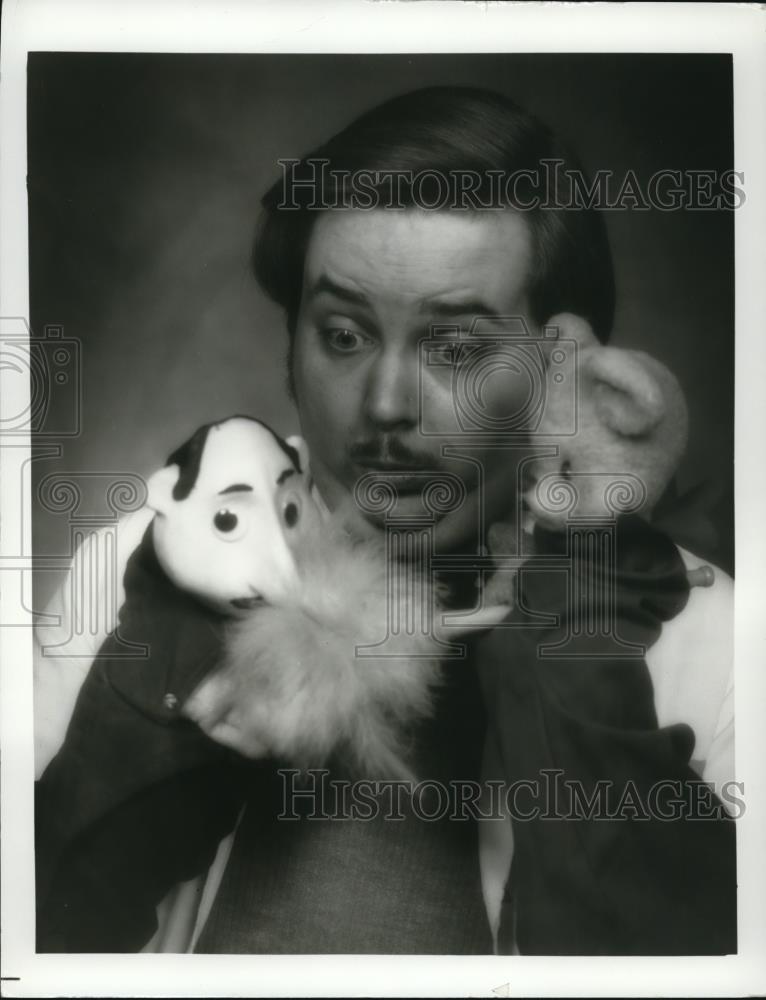 1979 Press Photo Greg Sager hosts Mindy's Summer Camp - Historic Images