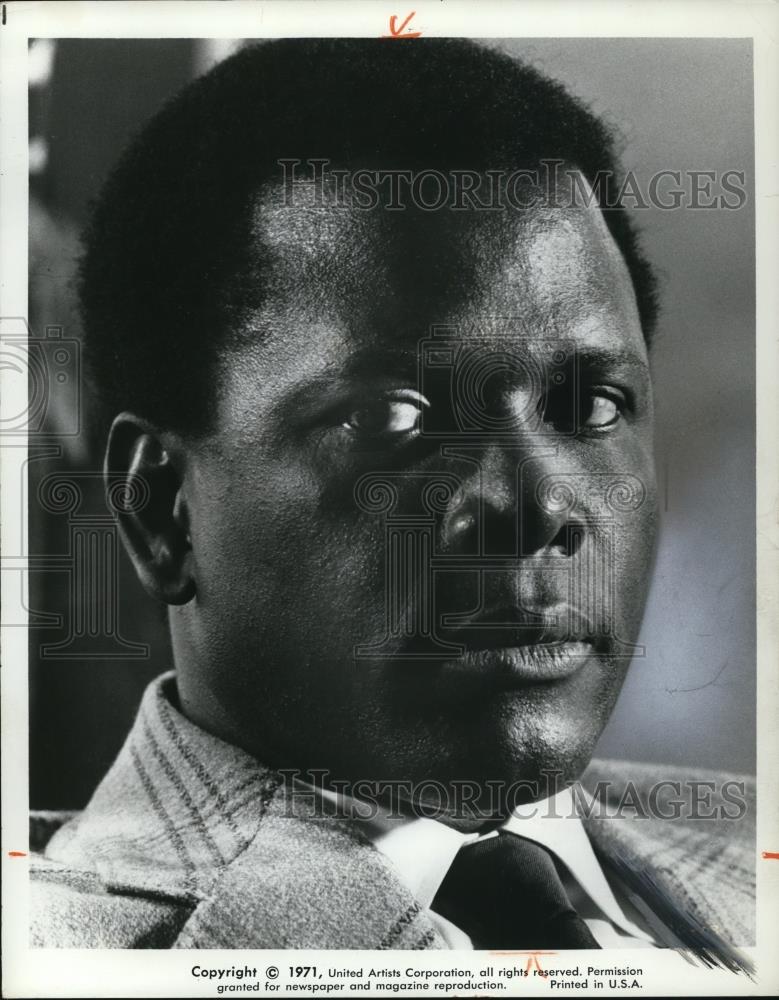 1971 Press Photo Sidney Poitier stars as Virgil Tibbs in The Organization - Historic Images