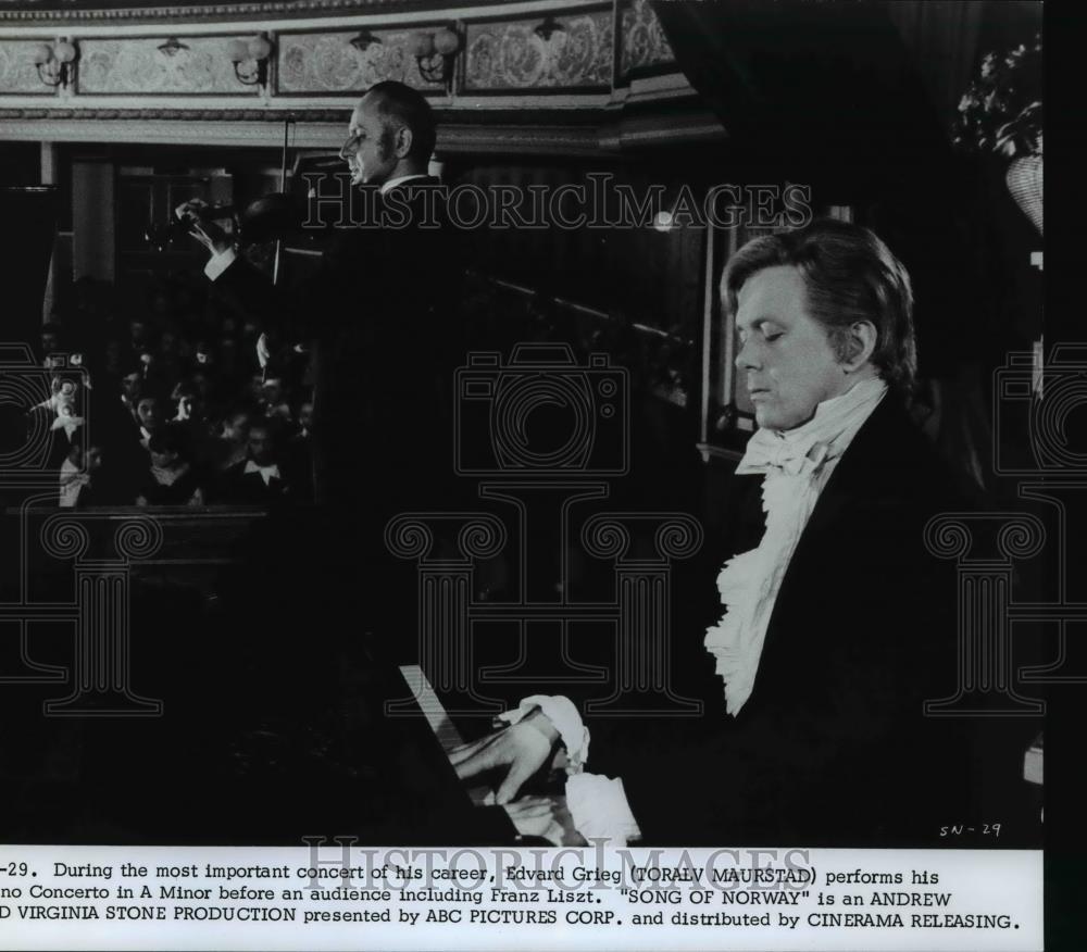 1971 Press Photo Toralv Maurstad in Song of Norway - cvp70142 - Historic Images