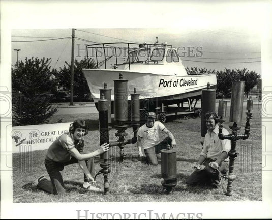 1984 Press Photo Robert Miller with Tom Miller & Bob Chuck at Weekend of Ships - Historic Images