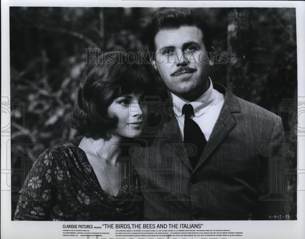 1968 Press Photo Virna Lisi and Gastone Moschin The Birds The Bees The Italians - Historic Images