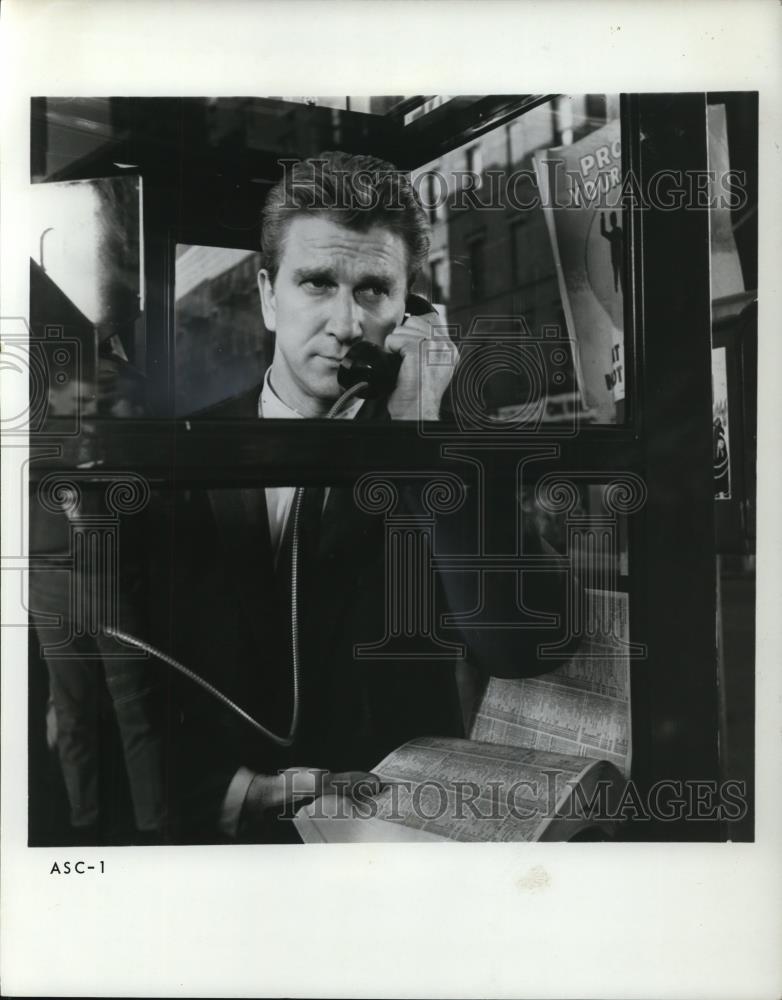 1966 Press Photo Leslie Nielsen - cvp41300 - Historic Images