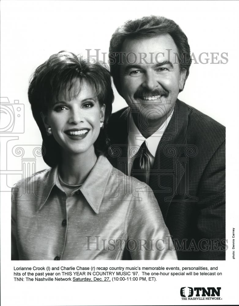 Undated Press Photo Lorianne Crook and Charlie Chase hosts of Crook & Chase - Historic Images