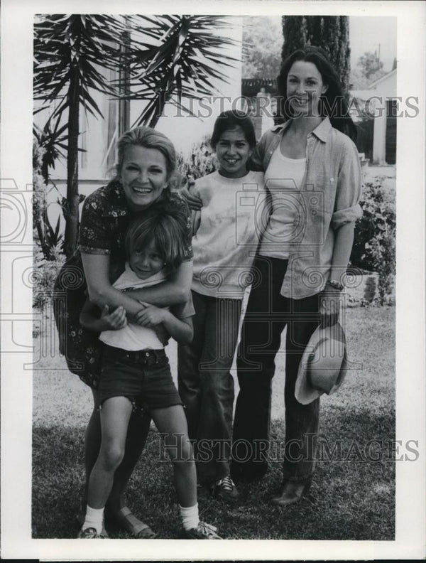 1978 Press Photo Gena Rowlands, Keith Mitchell & Cast of The Question