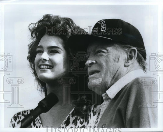 Press Photo Bob Hope and Brooke Shields in Bob Hope's High-Flying Birthday - Historic Images