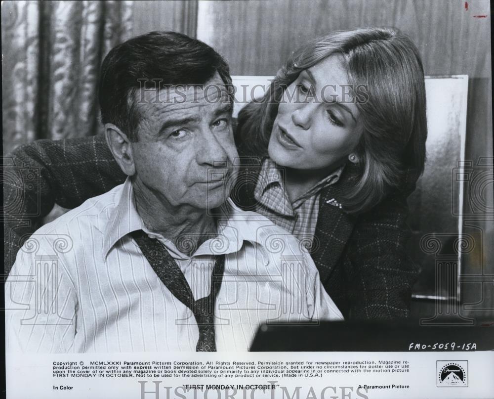 1981 Press Photo Walter Matthau and Jill Clayburgh in First Monday in October - Historic Images
