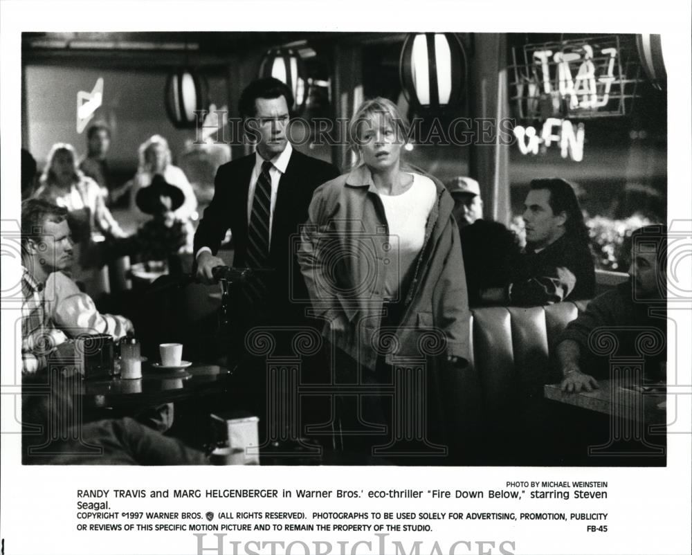 1997 Press Photo Randy Travis and Marg Helgenberger star in Fire Down Below - Historic Images