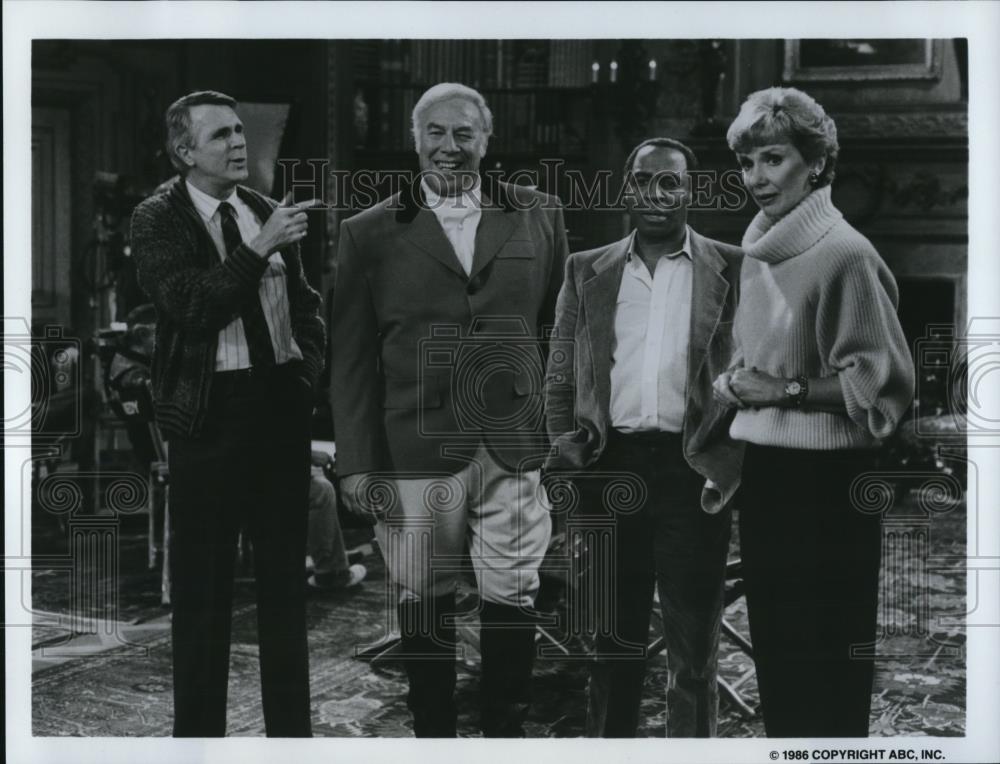 1986 Press Photo James Noble George Kennedy Robert Guillaume Inga Swenson Benson - Historic Images