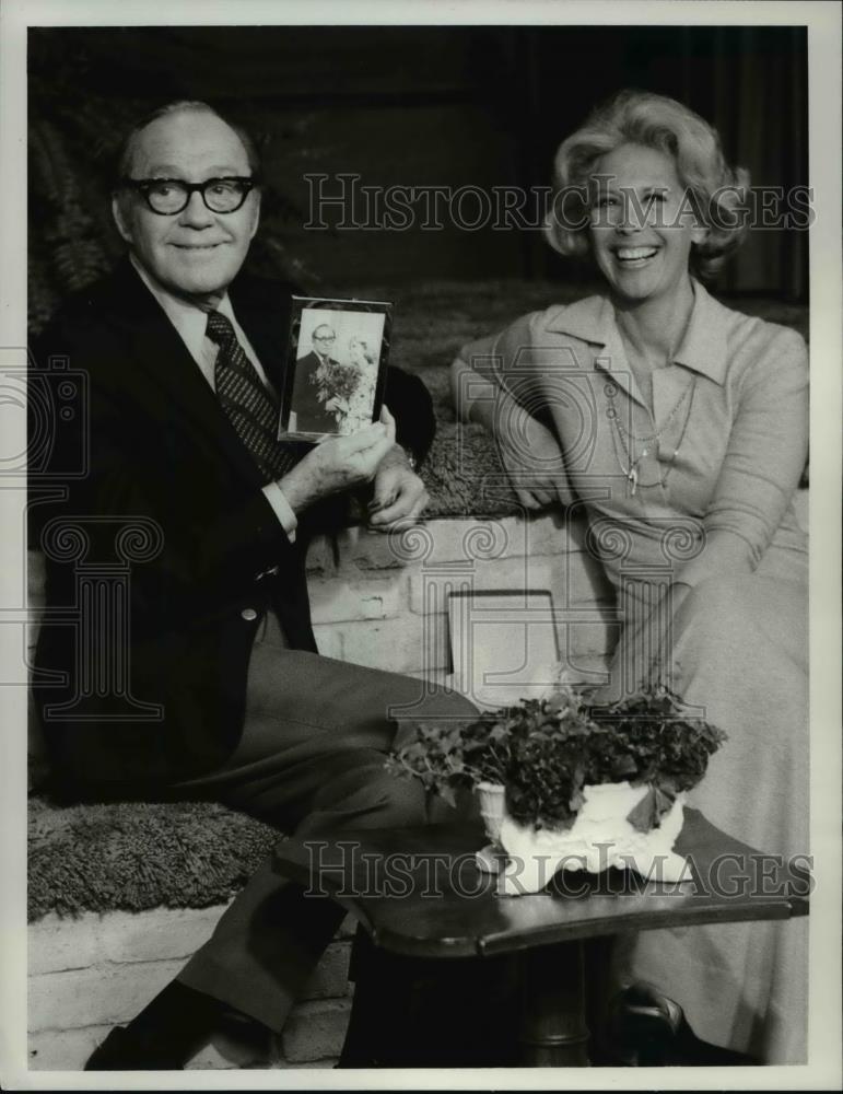 1974 Press Photo Jack Benny & Dinah Shore in Dinah's Place - cvp54892 - Historic Images