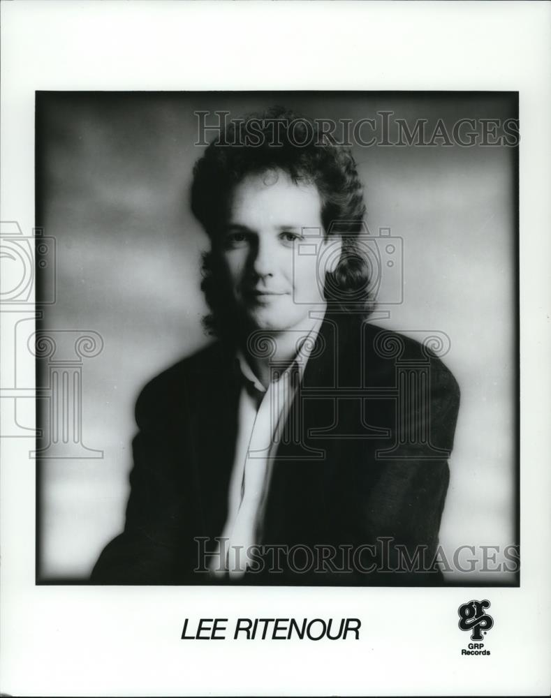 1987 Press Photo Lee Ritenour American Jazz Guitarist Musician Composer - Historic Images